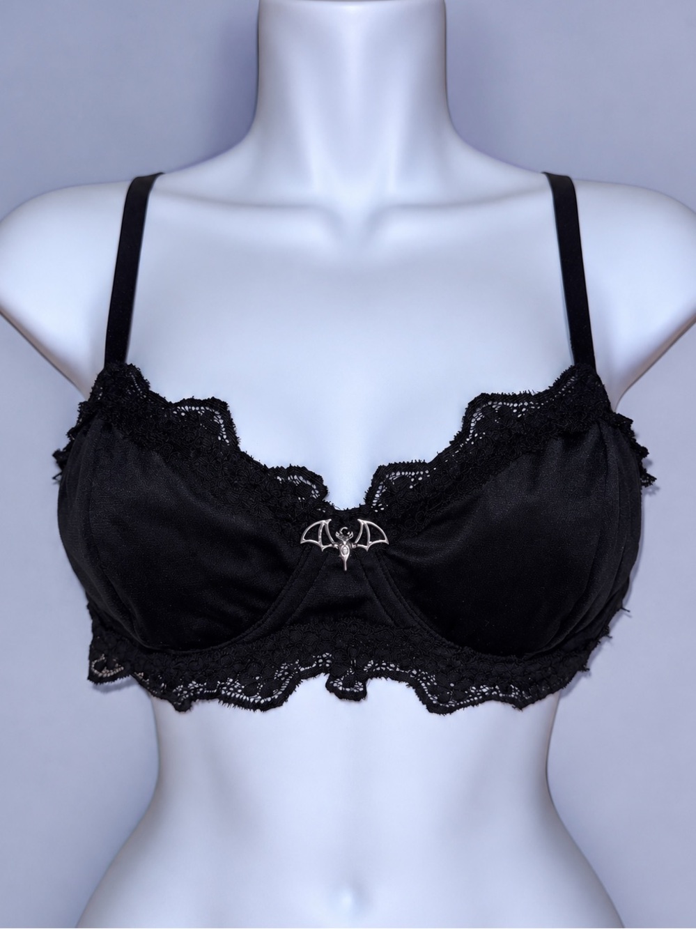 ROMWE Gothic Bat Lace Bra Halloween Lingerie